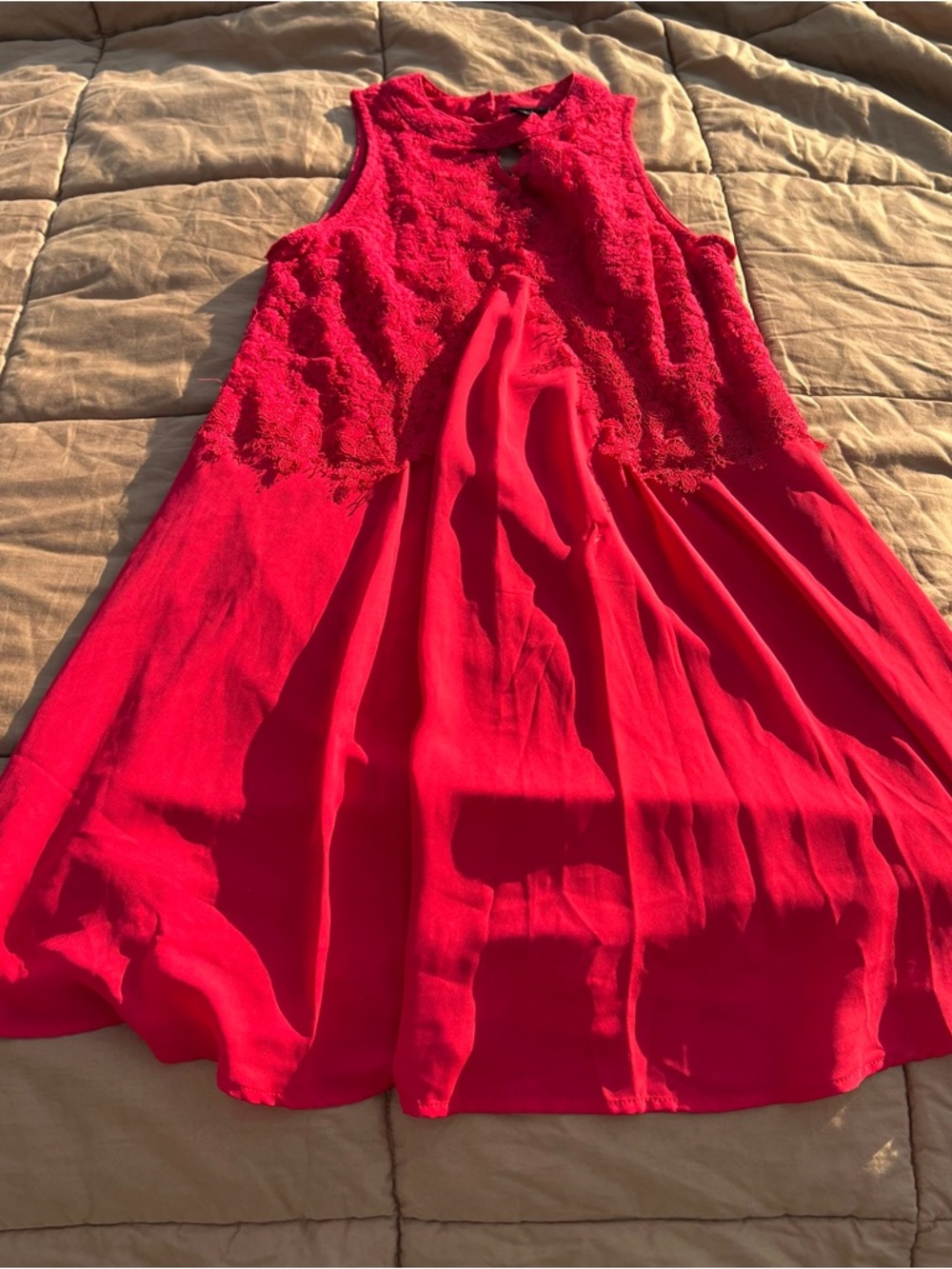 Disney Snow White  Red Sleeveless Mini Dress with Lace Bodice Size Large